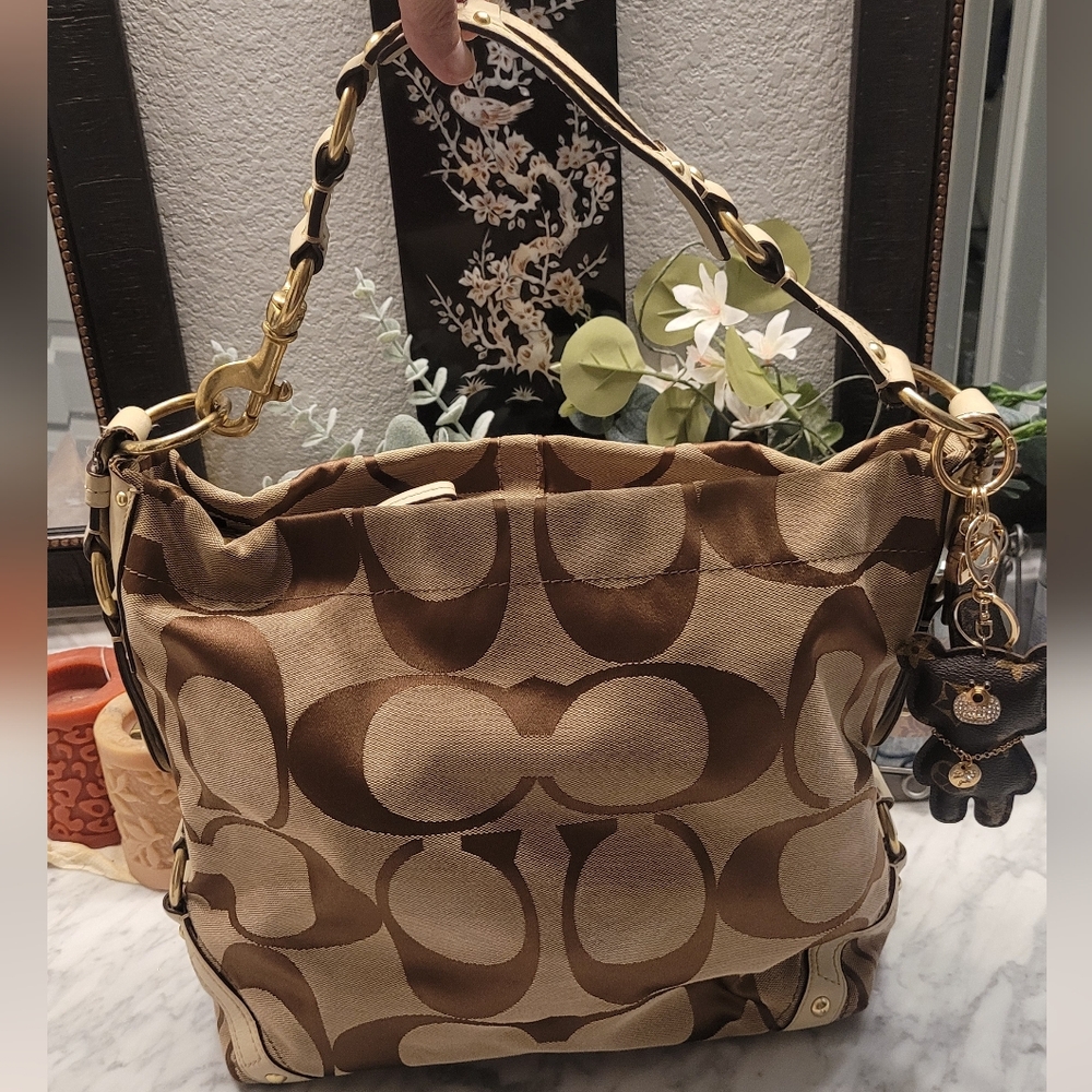 EUC Large Coach Carly Slouch Bag Purse Brown Signature Cs Print 2007